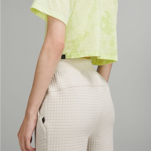 lululemon lab Relaxed Cropped Crewneck T-Shirt size 2 NWOT - Picture 2 of 7